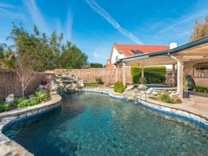 3564 Township Ave Simi Valley Pool
